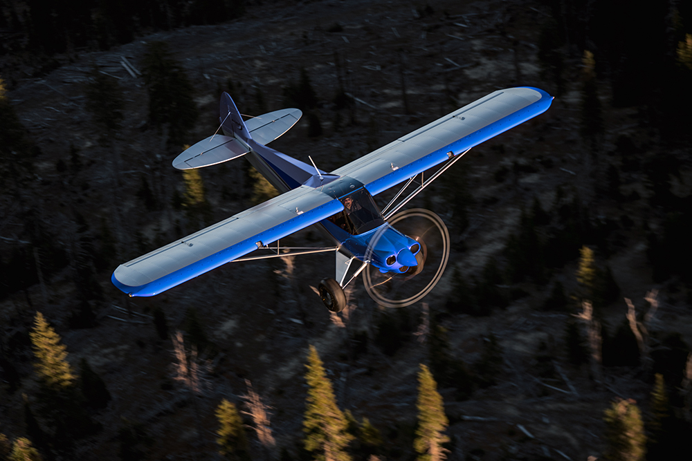 CubCrafters Debuts New Engine For Experimental Carbon Cub Aircraft ...
